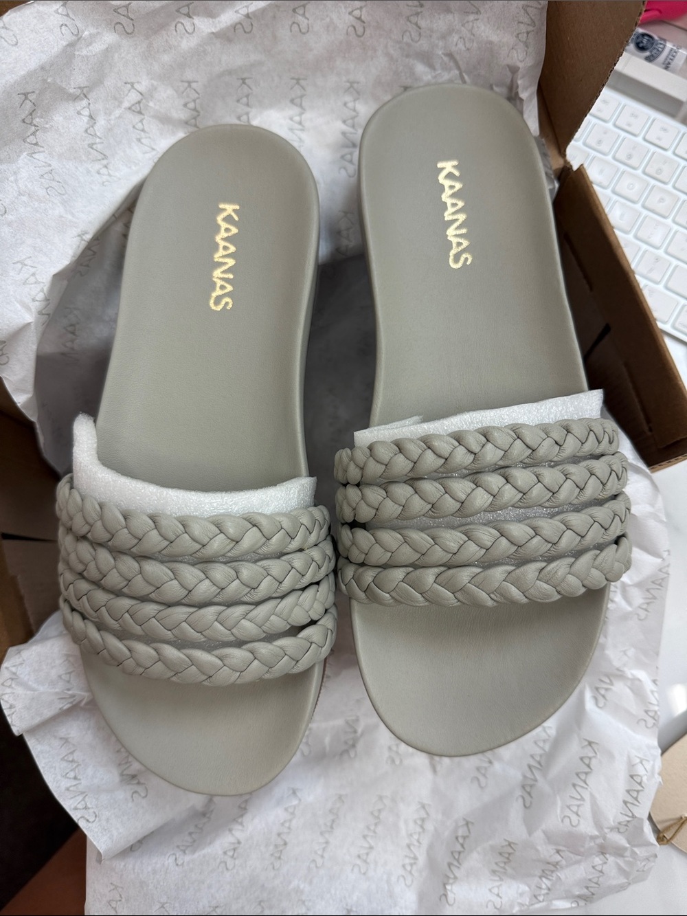 Kaanas | Ares Multi-Braid Pool Slide | CEMENT NWT